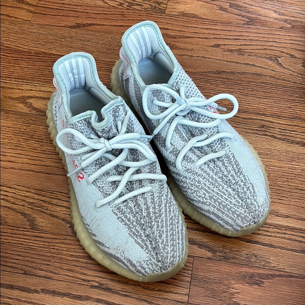 Dup Yeezy Boost 350 V2 Sneakers
